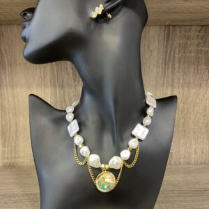 Pearl Ocean Glow Necklace